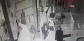 Son dakika haber: Bağcılar'da 25 bin lira değerinde telefon çalan çocuk hırsız kamerada