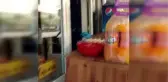 Dükkanını açmaya gelen bakkala hırsız şoku