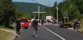 Kosova'da Jarinje sınır kapısına giden Rudare yolunda barikatlar kaldırıldı