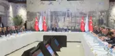 Dolmabahçe'de futbol zirvesi başladı