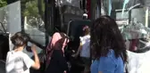 İzmir haber: Buca Belediyesi'nden Anne ve Çocuklara Deniz Keyfi