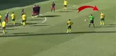 Sen ne büyük golcüsün Burak! Herkes, yeni takımıyla çıktığı ilk maçta attığı golü konuşuyor