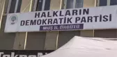 Çocukları PKK'lı teröristlerce kaçırılan aileler HDP önündeki eylemlerini sürdürdü