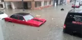 SİLİVRİ'DE SU BASKINI SONRASI ÇALIŞMALAR