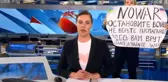 Rus devlet televizyonunda savaş karşıtı pankart açan editör ev hapsine çarptırıldı