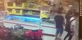 Marketlere dadanan kaşar peyniri hırsızı kamerada