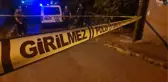 EVİNDE BIÇAKLANDI, YARDIM İSTEMEK İÇİN ÇIKTIĞI KAPININ ÖNÜNE YIĞILDI; HASTANEDE ÖLDÜ