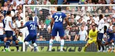 Yaşanan olayların damga vurduğu Londra derbisinde, Chelsea ile Tottenham yenişemedi