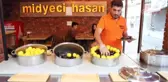 Sevilen sokak lezzeti: Midye dolma