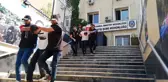 Son dakika haber... Çatalca'da ayçiçeği tarlasındaki cesetle ilgili 3 şüpheli gözaltına alındı