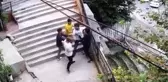 İstanbul'da bilgisayar mühendisi gence darp ve gasp kamerada