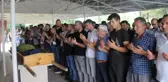 Eniştesini kurtarmak isterken gölette boğulan öğretmen toprağa verildi