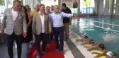 İzmir haber: Bornova Çamdibi Yüzme Havuzu'nda İlk Kulaçlar Milli Yüzücü İlker Altınbilek'ten