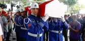 CİVAN CANOVA SON YOLCULUĞUNA UĞURLANDI