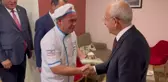 Niğde haberleri... Kılıçdaroğlu'na Niğde'de Patatesli Dondurma İkram Edildi