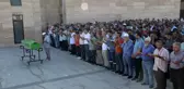 Son dakika haberleri... Aracıyla baraj gölüne düşerek hayatını kaybeden sürücünün cenazesi defnedildi