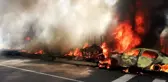Son dakika haberi | Tır ile otomobilin çarpışmasında araçlar küle döndü: 5 yaralı