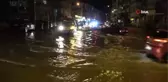 Ardahan haberleri... Sağanak yağış sonrası cadde ve sokaklar göle döndü