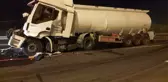Akaryakıt tankeri tıra arkadan çarptı: 1 ölü