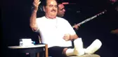 İzmir gündem haberi: İbrahim Tatlıses Çeşme'de ayağında alçıyla sahne aldı