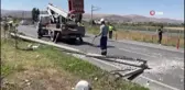 Son dakika haberi... Kontrolden çıkan araç aydınlatma direğine çarparak durabildi: 2 yaralı