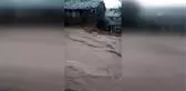 Sağanak ve taşkın bir köyde hasara yol açtı