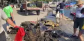 Balıkesir haber | ERDEK LİMANI'NDA DENİZALTI DİP TEMİZLİĞİ; DENİZDEN PLASTİK SANDALYE İLE YANGIN TÜPÜ ÇIKTI