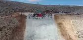 Uçuş tutkunları paraşüt şenliğinde buluştu