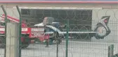 İzmir haberi... İZMİR'DE KAZA KIRIMA UĞRAYAN HELİKOPTER ENKAZI KALDIRILDI