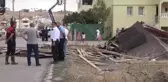 Şiddetli rüzgar çatı uçurdu