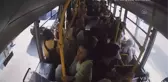 Belediye otobüsü şoförü, araçta rahatsızlanan kadını hastaneye yetiştirdi