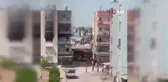 Evi ateşe verip içinde oturmuştu: 