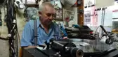 Radyo tamircisi Bektaş: 
