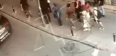 Şişli'de telefon hırsızına suçüstü kamerada: Güven timlerinden kaçamadı