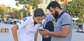 Son dakika haberleri... İHBAR ÜZERİNE GELDİĞİ DİYARBAKIR'DA SOKAK SOKAK KAYIP KARDEŞİNİ ARIYOR