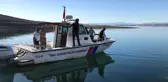 Elazığ haberleri! Elazığ'da tekneyle birlikte suda kaybolan şahsı arama çalışmaları sürüyor