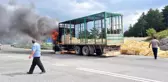 Seyir halindeki kamyon alev alev yandı