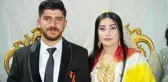 2 gün 2 gece süren düğünde genç çifte 1 kilo altın ile 500 bin lira para takıldı