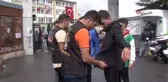 Ümraniye'de okulların önünde sıkı denetim