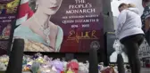 Belfast'ta Kraliçe II. Elizabeth anısına hazırlanan Shankill duvarı
