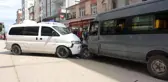Ordu haberi! Ordu'da minibüsler çarpıştı: 2 yaralı
