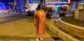 Beyoğlu'nda bir garip olay! Kaldırımda hareketsiz bekleyen kadın, polisi alarma geçirdi