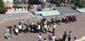 Antalya haber... Akseki'de motosiklet sürücülerine reflektif yelek dağıtıldı
