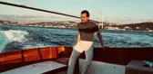 Önce rest çekti sonra özür diledi! İnsan kaçakçısı ile video paylaşan takım CEO'suna tepki yağdı