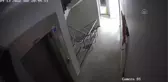 8 yaşındaki Ahmet'in apartman girişindeki Türk bayrağını selamlaması güvenlik kamerasında