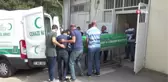 Koku üzerine eve gelen polis 72 yaşındaki adamı ölü buldu