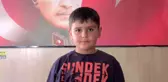 Bayrağa selam veren judocu Ahmet: 