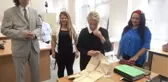 Milletvekili Zeybek, kız öğrencilerle birlikte mutfağa girdi