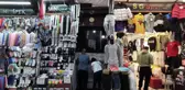 Her gün yanından binlerce insan geçiyor, kimse fark etmiyor