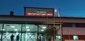 Ardahan haberi! Göle'deki depremde binadan başına tuğla düşen bir kişi yaralandı